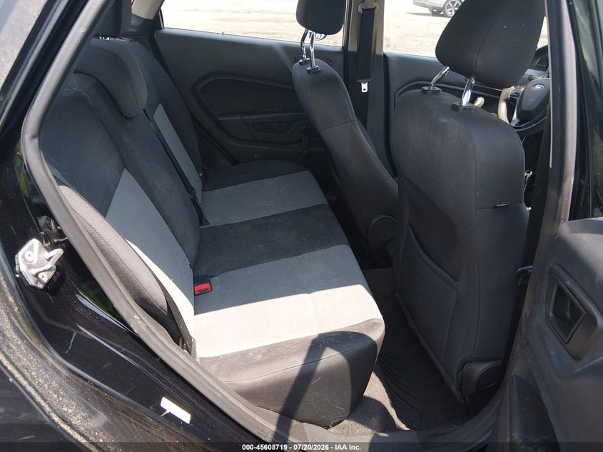 2016 FORD FIESTA auction photo 8