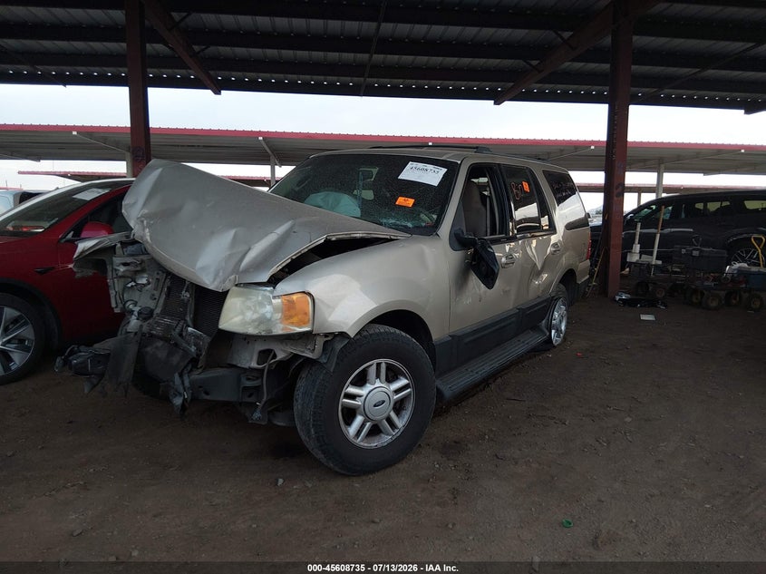 2004 FORD EXPEDITION auction photo 2
