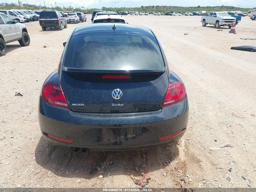 2018 Volkswagen Beetle 2.0T Coast/2.0T S VIN: 3VWFD7AT6JM703081 Lot: 45608776