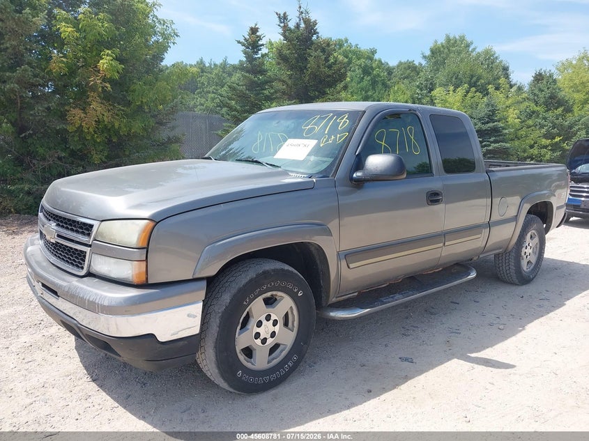 2007 CHEVROLET SILVERADO 1500 CLASSIC auction photo 2