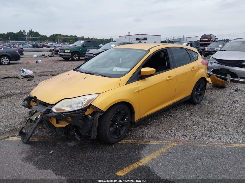 Vin: 1fahp3k2xcl461438, lot: 46107235, ford focus se 20122