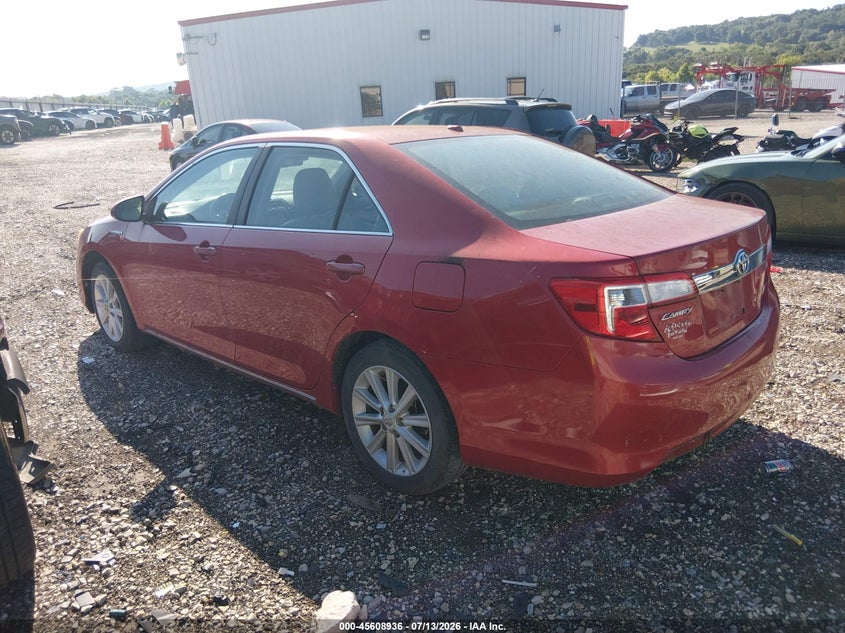 AtlanticExpress - Toyota Camry Hybrid