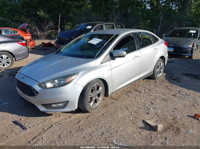 2017 FORD FOCUS auction photo 2