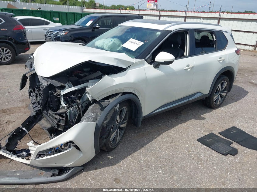 2021 NISSAN ROGUE auction photo 2