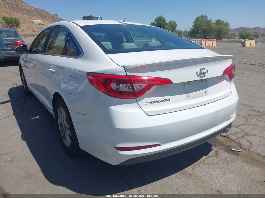 Vin: 5npe24af4hh588901, lot: 46107412, hyundai sonata 20173