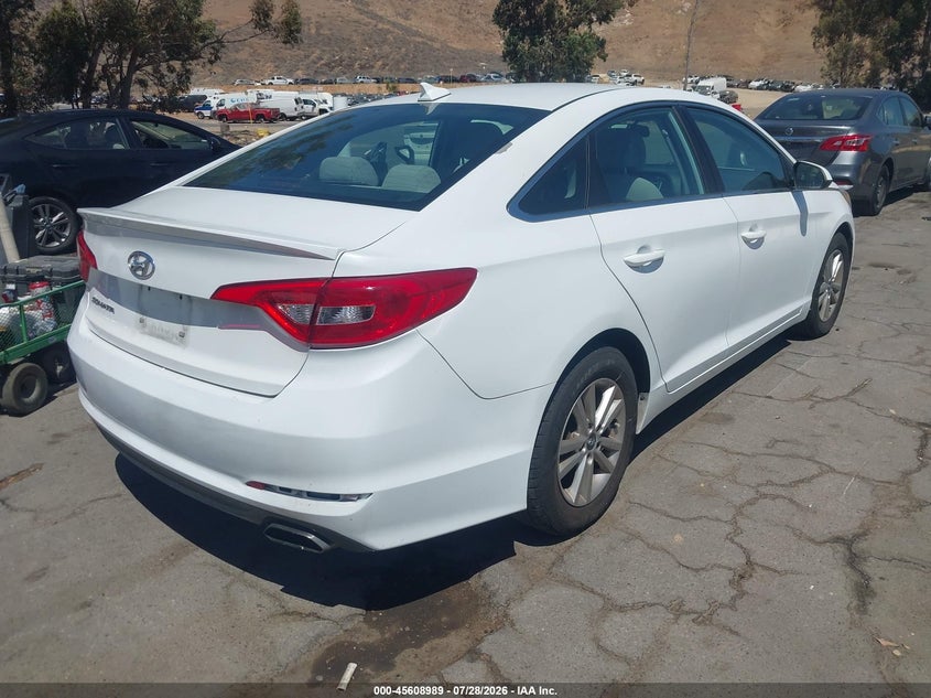 Vin: 5npe24af4hh588901, lot: 46107412, hyundai sonata 20174