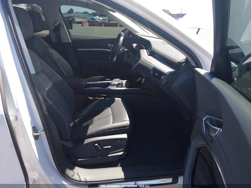2022 AUDI E-TRON SPORTBACK — zdjęcie 5