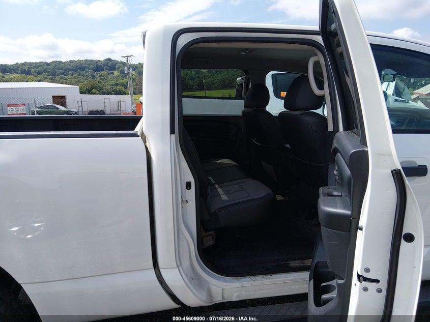 2018 Nissan Titan Xd S Gas VIN: 1N6AA1F38JN513796 Lot: 45609000