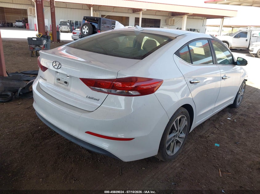 2017 HYUNDAI ELANTRA auction photo 4
