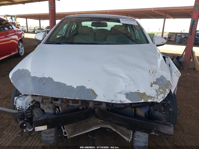 2017 HYUNDAI ELANTRA auction photo 6