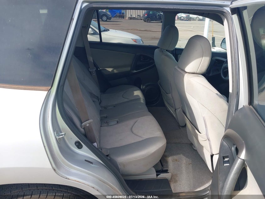2009 TOYOTA RAV4 auction photo 8