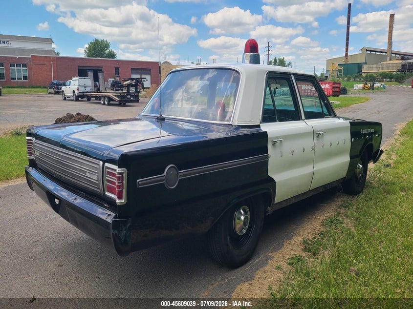 AtlanticExpress - Plymouth 4 Door Sedan