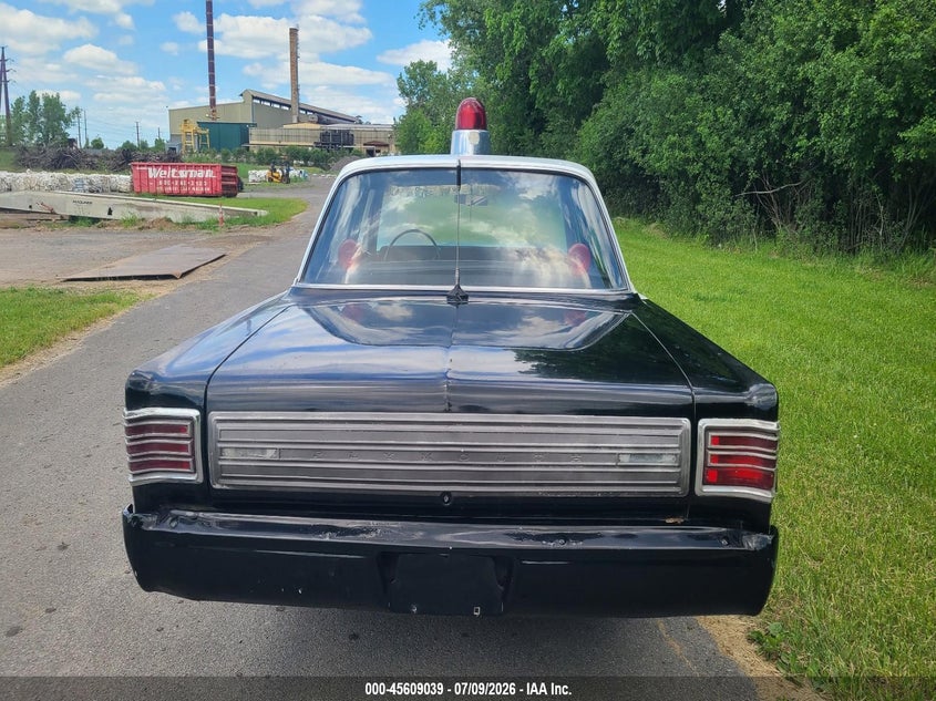 AtlanticExpress - Plymouth 4 Door Sedan
