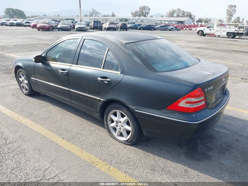 2004 MERCEDES-BENZ C 240 auction photo 3