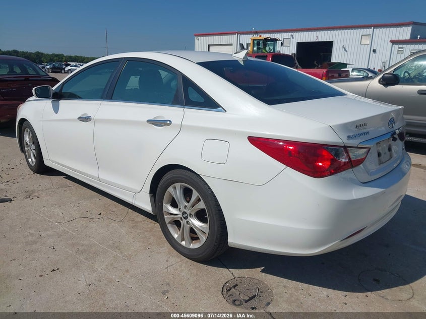 2011 HYUNDAI SONATA auction photo 3