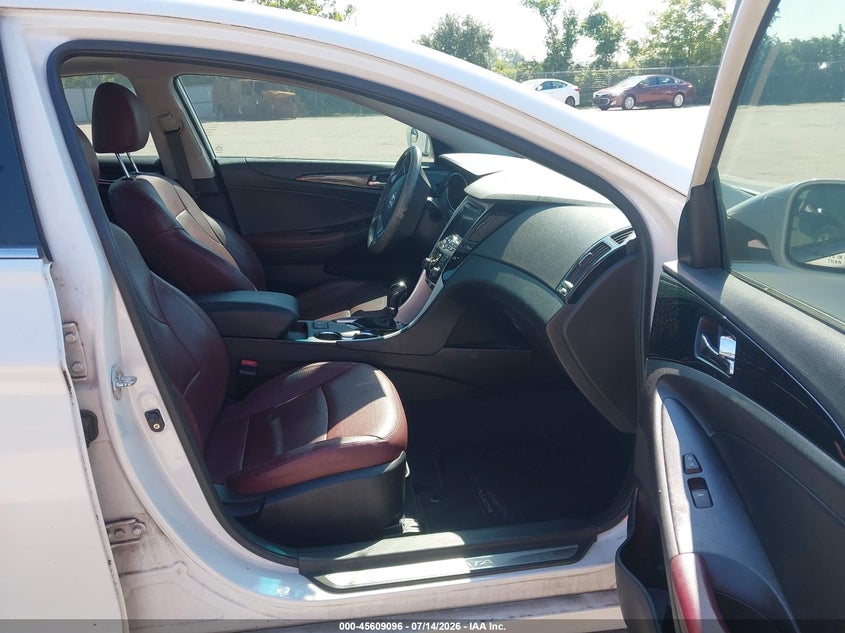 2011 HYUNDAI SONATA auction photo 5