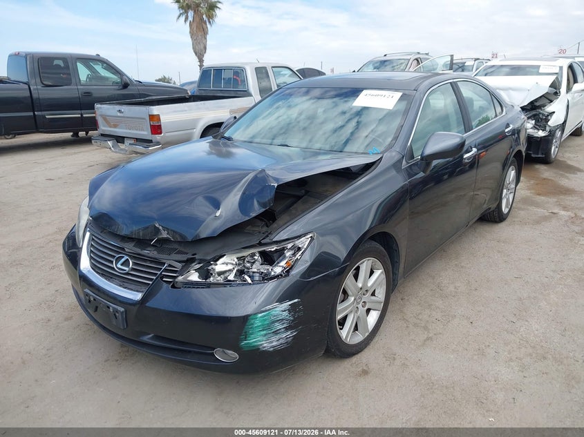 2011 Lexus ES, Front End, IAAI, VIN JTHBK1EG3B2452643 — photo 2