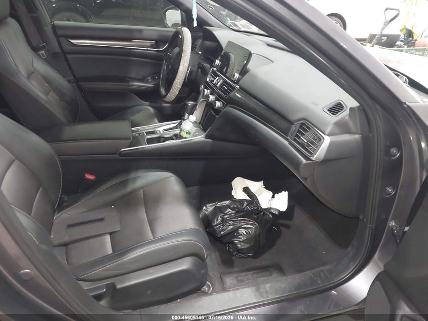 2019 HONDA ACCORD auction photo 5