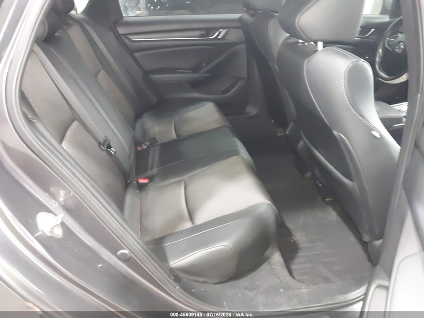 2019 HONDA ACCORD auction photo 8