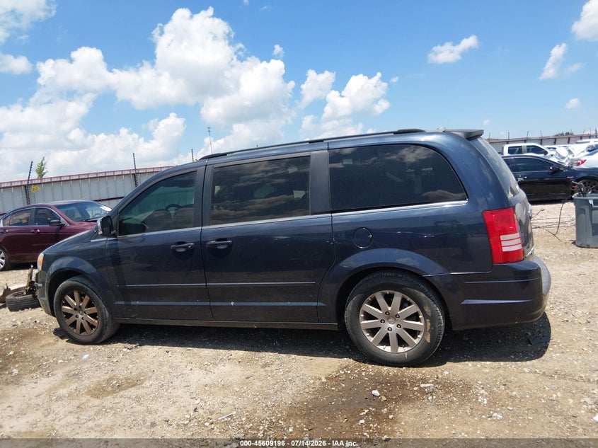 2008 Chrysler Town & Country Touring VIN: 2A8HR54P98R662568 Lot: 45609196