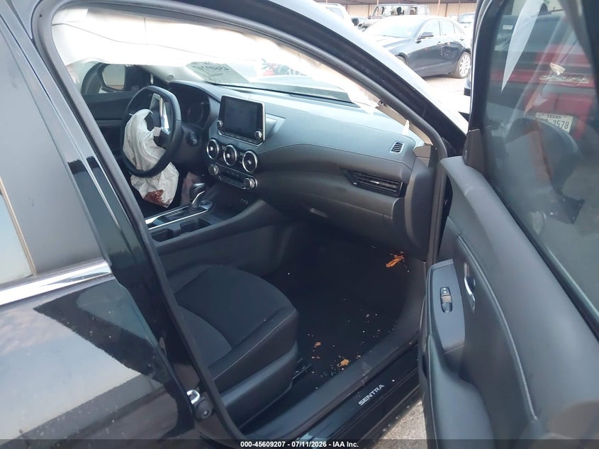 2022 NISSAN SENTRA auction photo 5