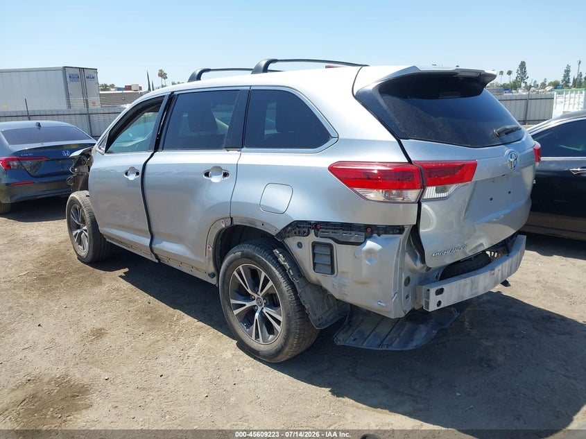 AtlanticExpress - Toyota Highlander