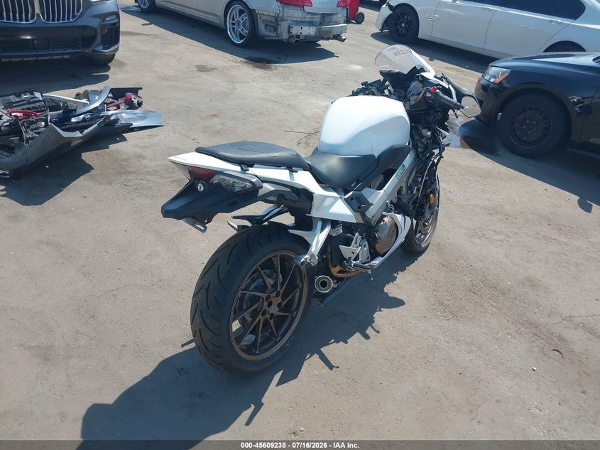 2014 HONDA VFR SPORT_BIKE 4