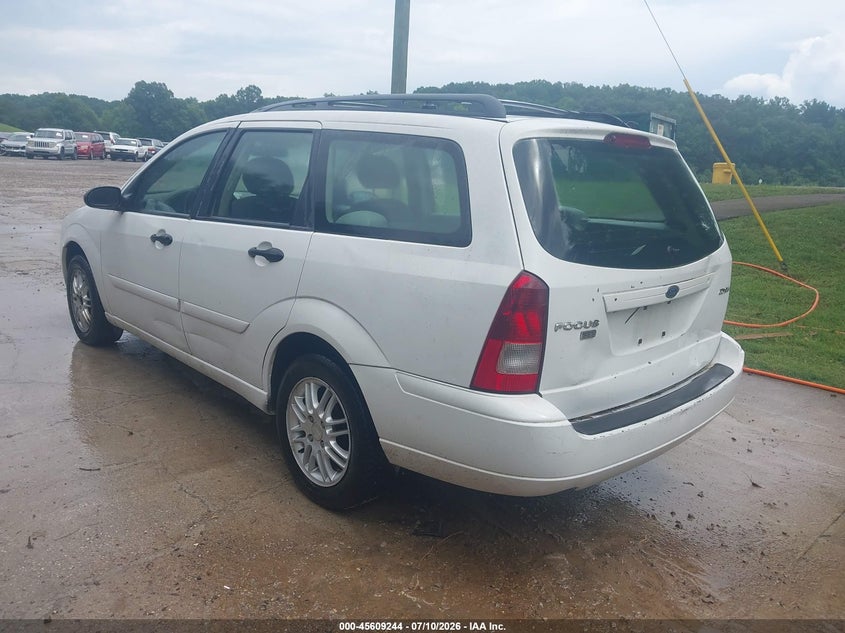 2005 FORD FOCUS auction photo 3