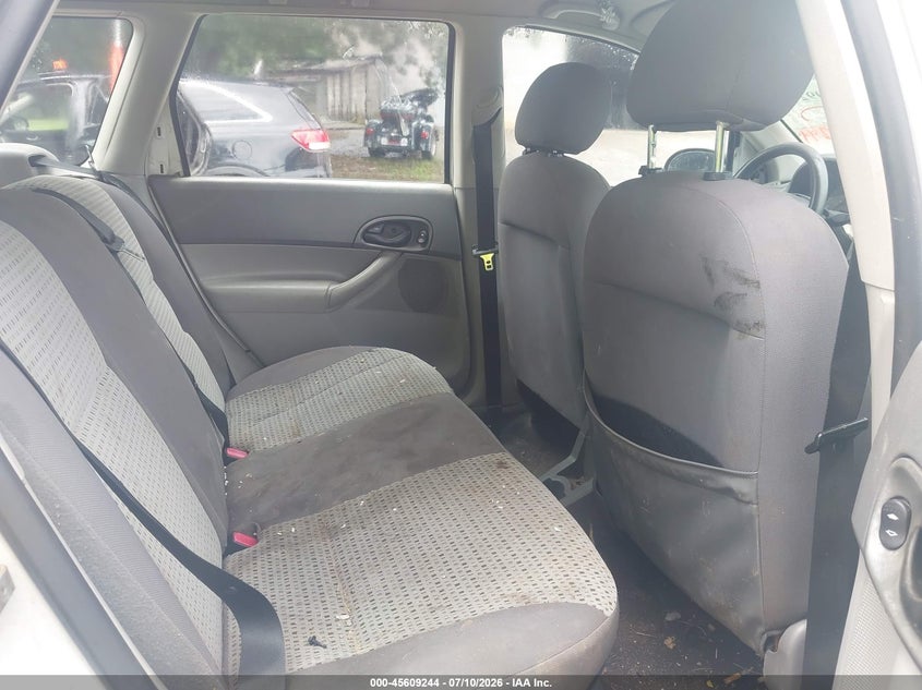 2005 FORD FOCUS auction photo 8
