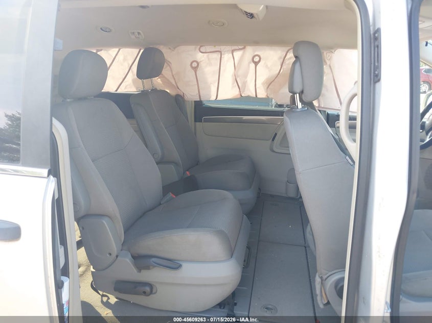 2011 Volkswagen Routan S VIN: 2V4RW4DG9BR717709 Lot: 45609263