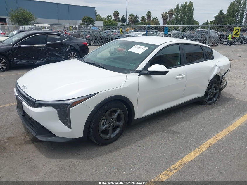 Vin: 3kpft4de2se063285, lot: 46107687, kia k4 lxs 20252