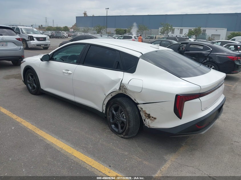 Vin: 3kpft4de2se063285, lot: 46107687, kia k4 lxs 20253