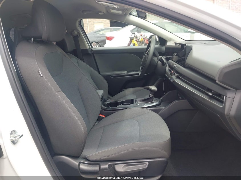 2025 KIA K4 auction photo 5