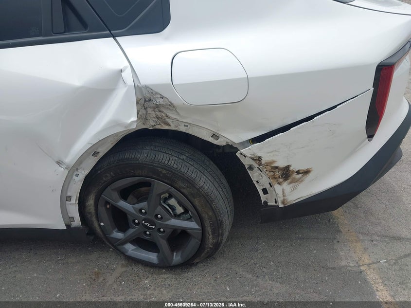 2025 KIA K4 auction photo 6