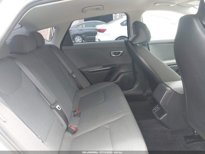 2025 KIA K4 auction photo 8