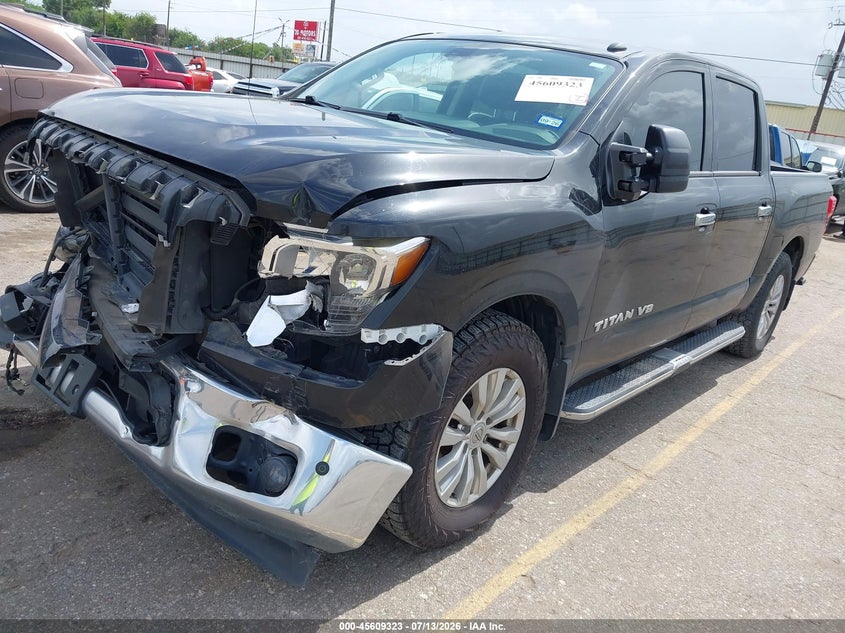 2019 NISSAN TITAN auction photo 2