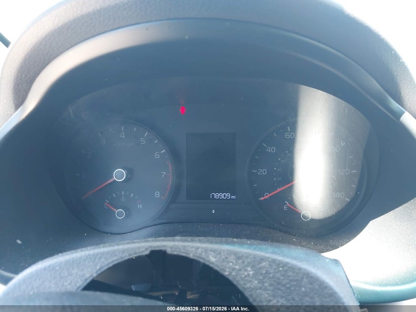 2020 KIA RIO auction photo 7