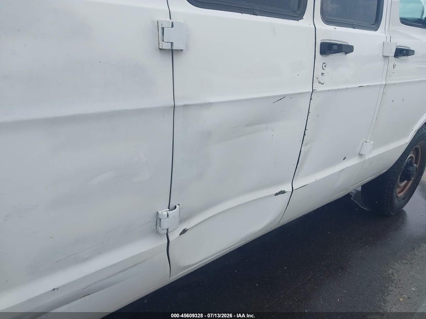 2000 DODGE RAM VAN 2500 auction photo 6