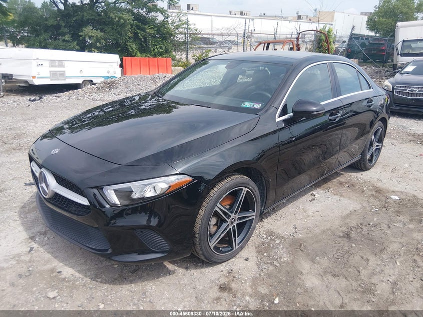 2019 MERCEDES-BENZ A 220 auction photo 2