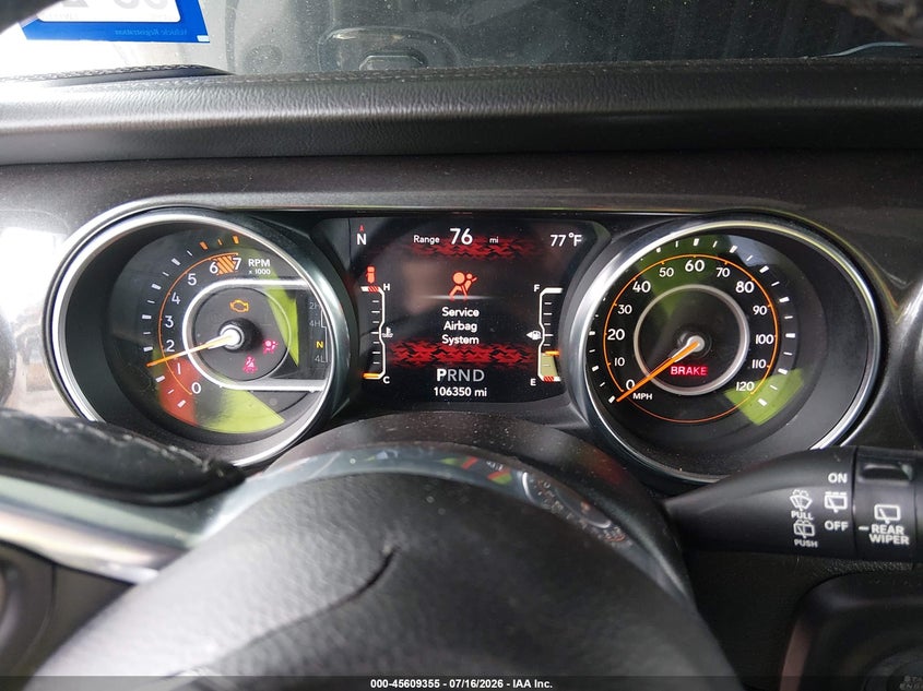 2020 Jeep Wrangler Unlimited Sahara Altitude 4X4 VIN: 1C4HJXEN3LW111706 Lot: 45609355
