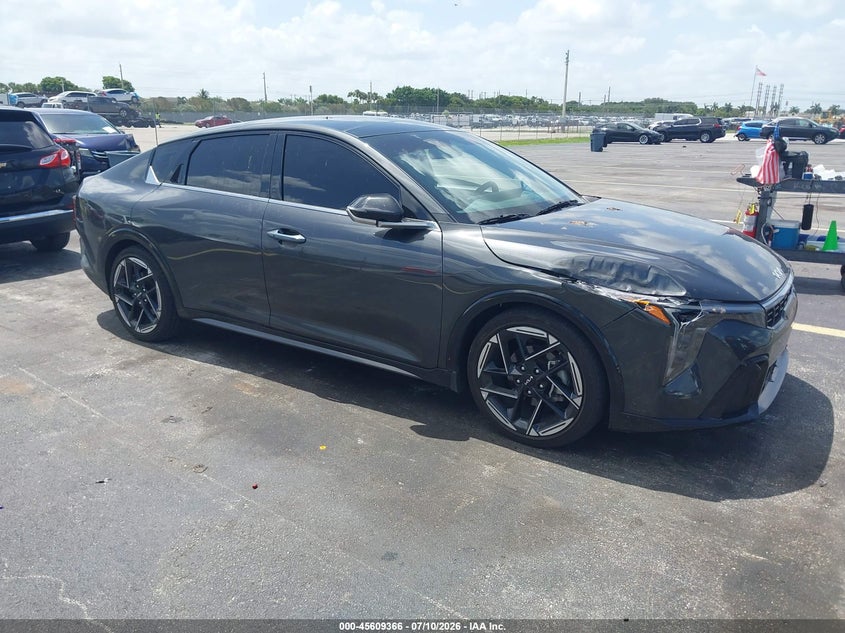 Vin: 3kpfw4de5se138388, lot: 46107789, kia k4 gt-line 2025 img_1