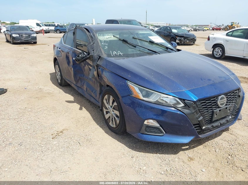 2020 Nissan Altima