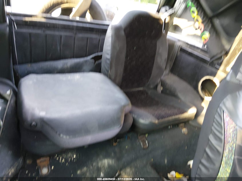 1996 GEO TRACKER auction photo 8