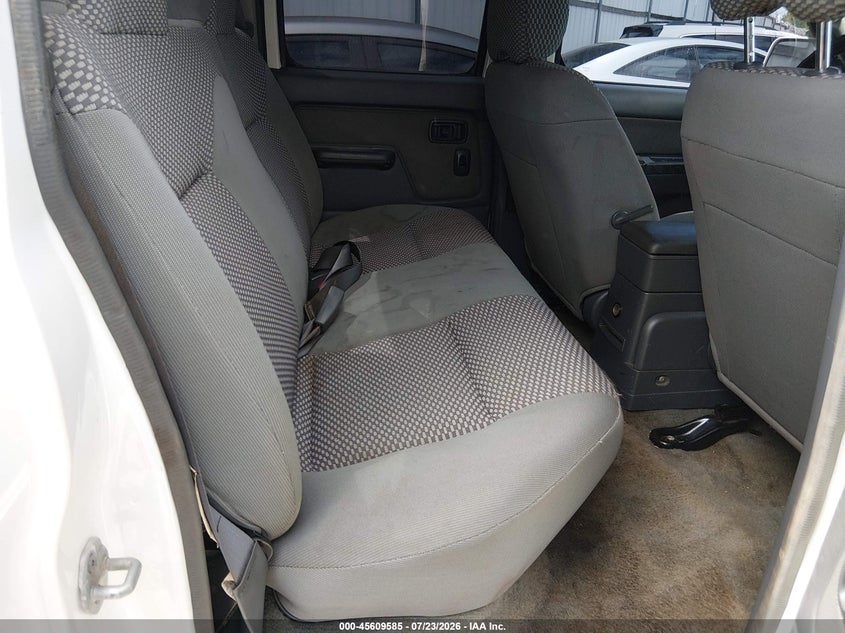2003 NISSAN FRONTIER auction photo 8