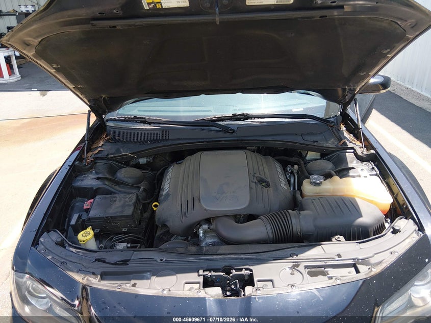 2016 CHRYSLER 300 SEDAN 5.7L V-8 VVT, 363HP