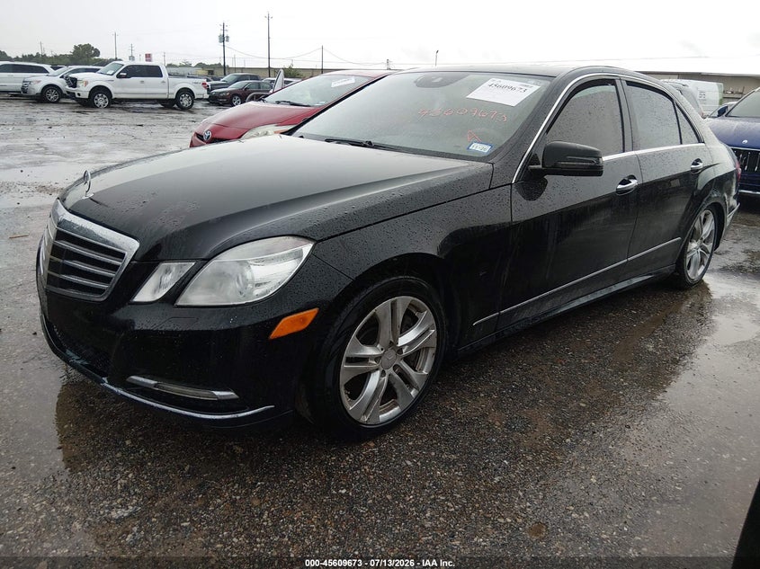 Vin: wddhf7cb8ba396575, lot: 46108115, mercedes-benz e 550 20112