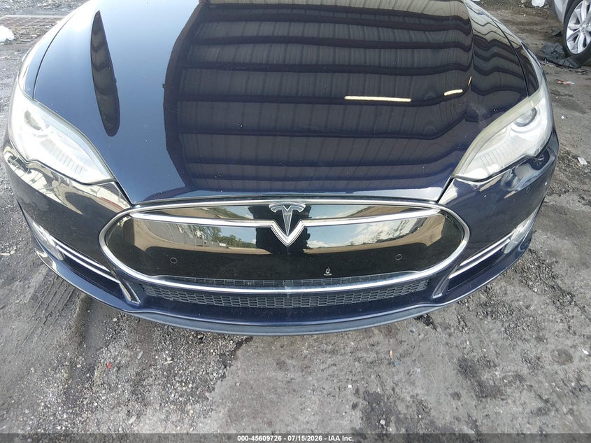 2014 TESLA MODEL S auction photo 6