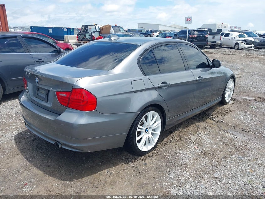 2010 BMW 335I auction photo 4
