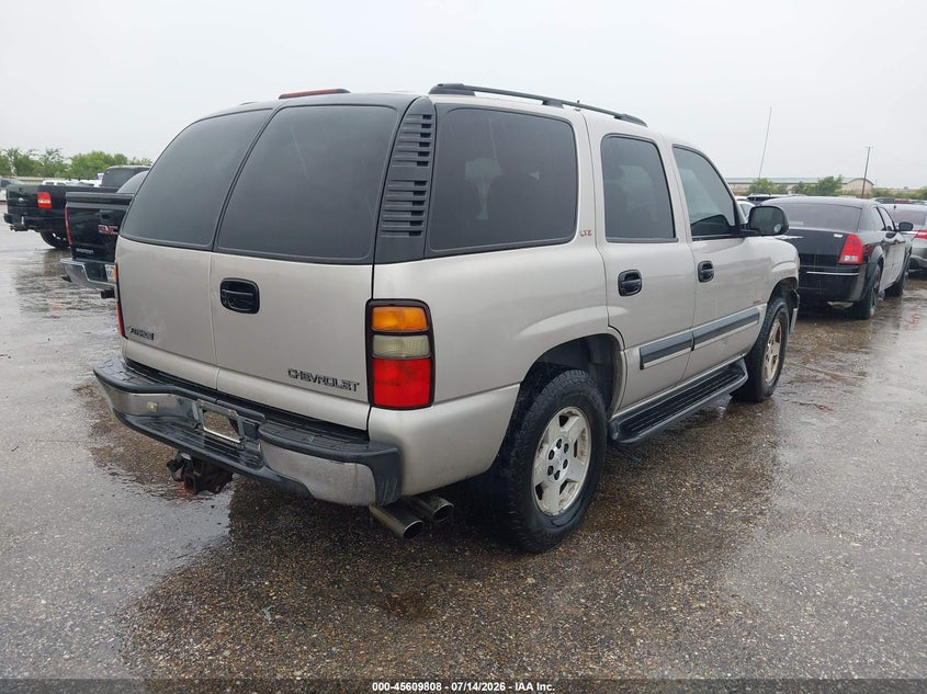 2004 CHEVROLET TAHOE auction photo 4