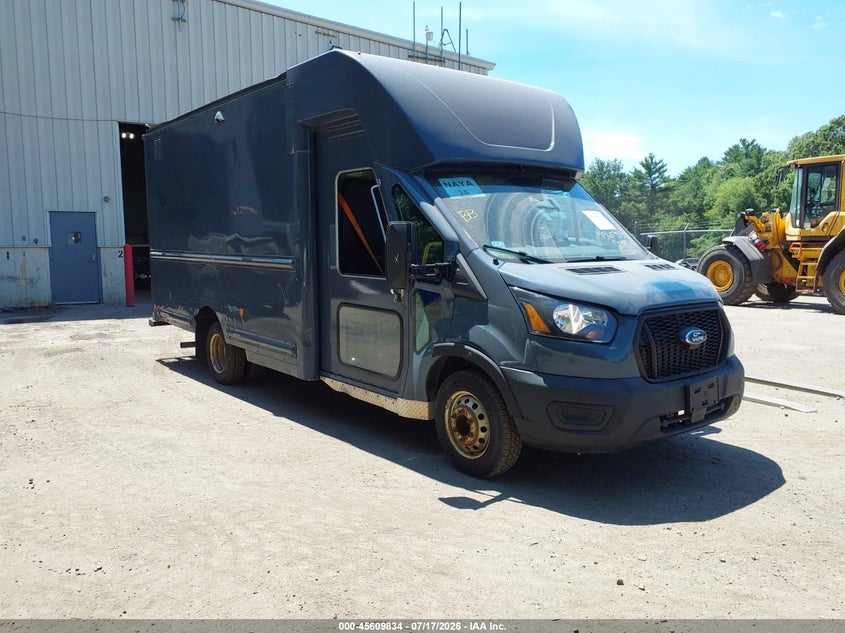 2021 Ford Transit Cutaway
